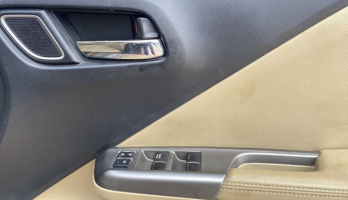 2017 Honda City 1.5L I-VTEC ZX CVT, Petrol, Automatic, 26,724 km, Driver Side Door Panels Control