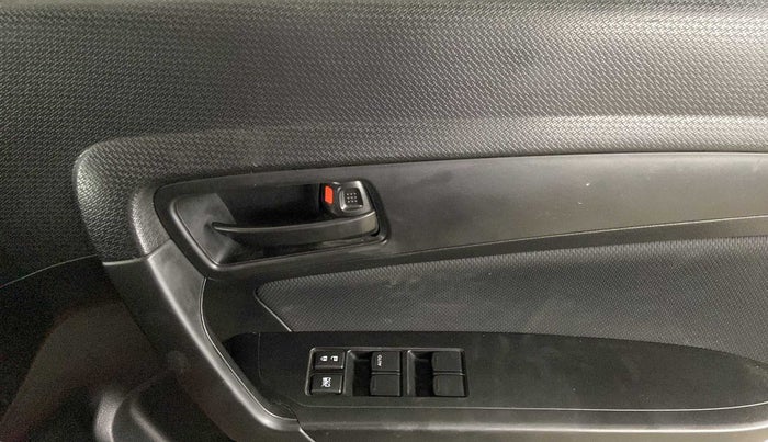 2019 Maruti Vitara Brezza VDI AMT, Diesel, Automatic, 21,293 km, Driver Side Door Panels Control