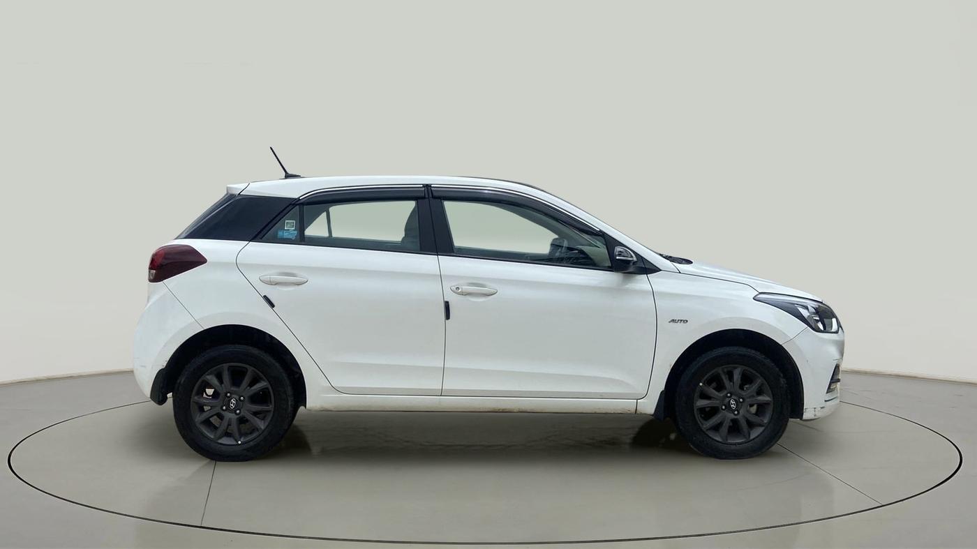 2019 Hyundai Elite i20 SPORTZ PLUS  1.2 CVT, Petrol, Automatic, 14,285 km, Right Side View