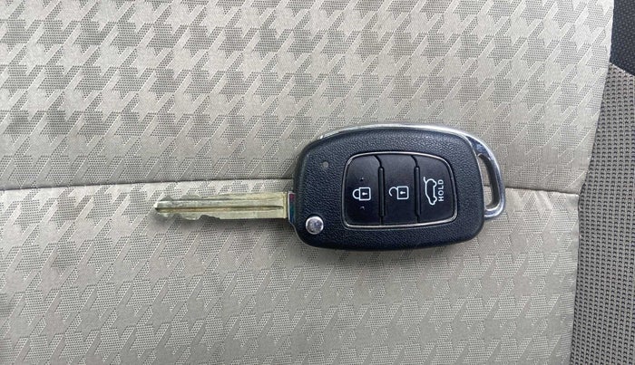 2019 Hyundai Elite i20 SPORTZ PLUS  1.2 CVT, Petrol, Automatic, 14,285 km, Key Close Up