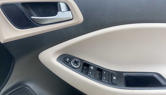 2019 Hyundai Elite i20 SPORTZ PLUS  1.2 CVT, Petrol, Automatic, 14,285 km, Driver Side Door Panels Control