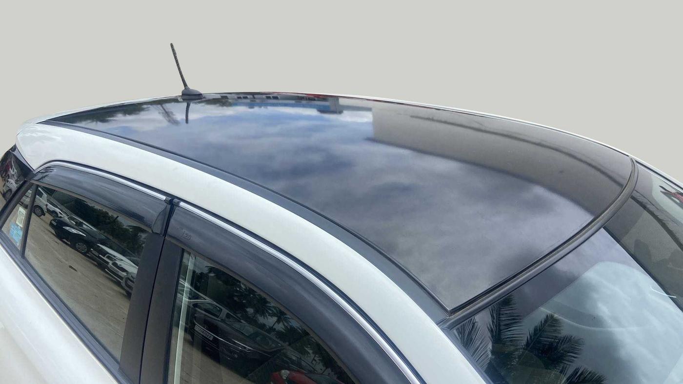 2019 Hyundai Elite i20 SPORTZ PLUS  1.2 CVT, Petrol, Automatic, 14,285 km, Roof