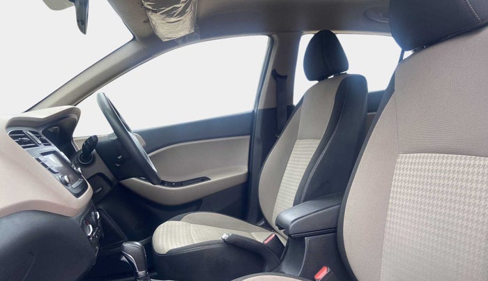 2019 Hyundai Elite i20 SPORTZ PLUS  1.2 CVT, Petrol, Automatic, 14,285 km, Right Side Front Door Cabin