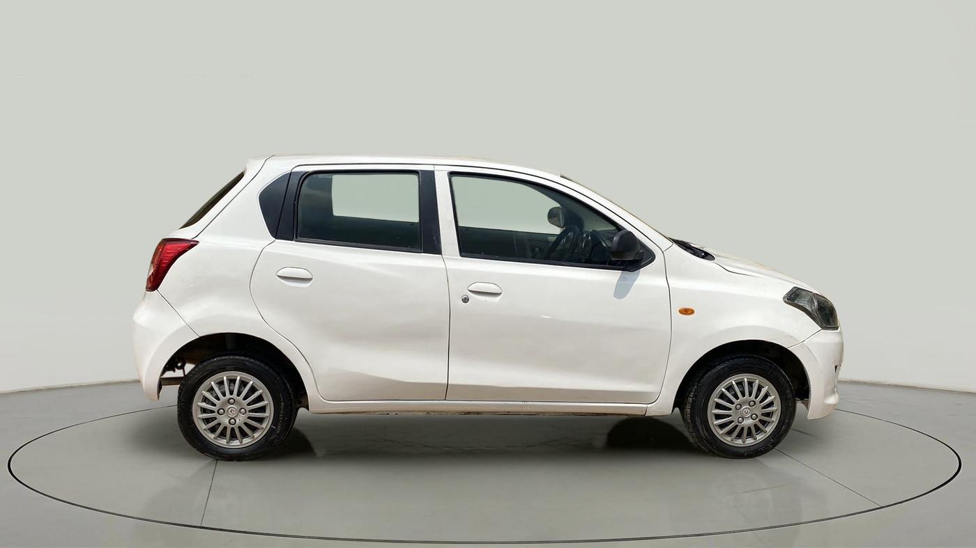 2017 Datsun Go T, Petrol, Manual, 91,787 km, Right Side View