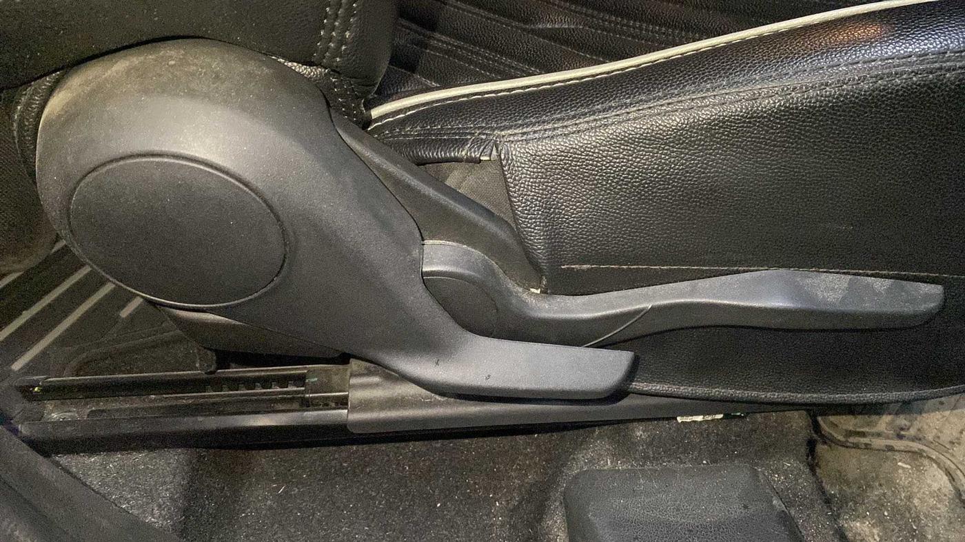 2018 Maruti Swift VXI AMT, Petrol, Automatic, 28,601 km, Driver Side Adjustment Panel