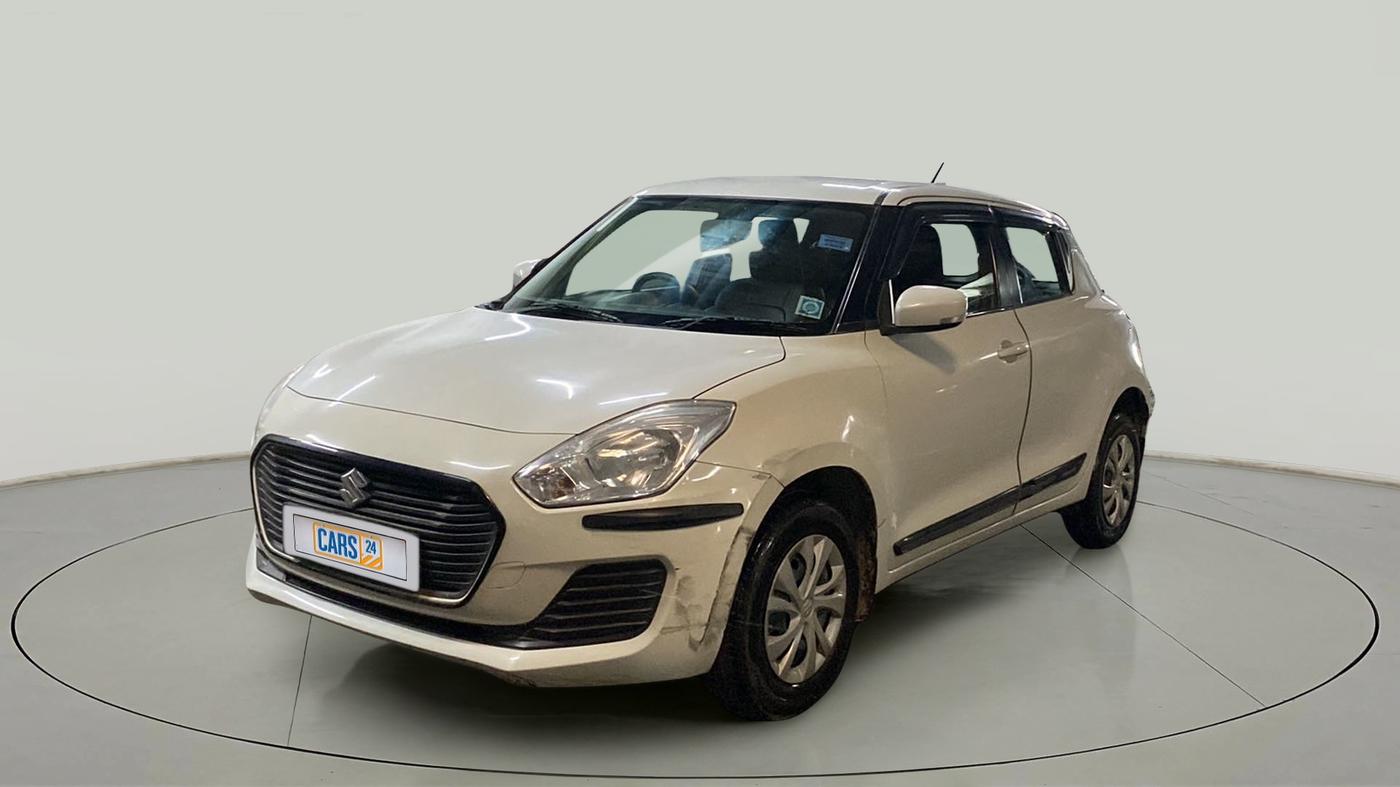 2018 Maruti Swift VXI AMT, Petrol, Automatic, 28,601 km, Left Front Diagonal