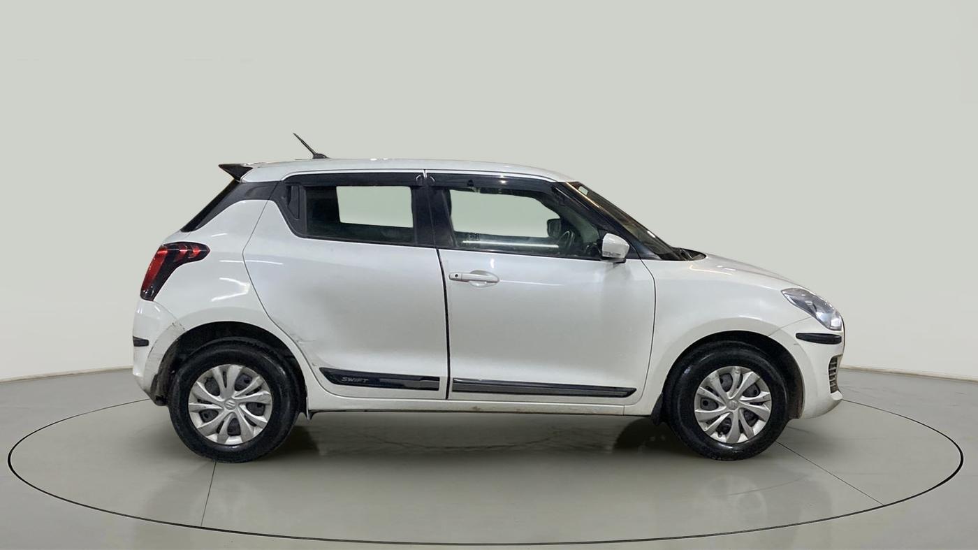 2018 Maruti Swift VXI AMT, Petrol, Automatic, 28,601 km, Right Side View