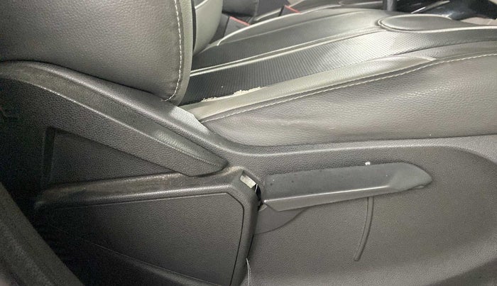 2017 Ford Ecosport TITANIUM 1.5L PETROL AT, Petrol, Automatic, 36,165 km, Driver Side Adjustment Panel