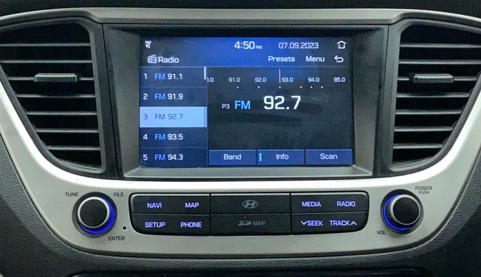 2017 Hyundai Verna 1.6 CRDI SX, Diesel, Manual, 82,405 km, Infotainment System