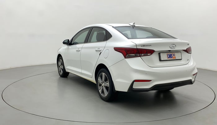 2017 Hyundai Verna 1.6 CRDI SX, Diesel, Manual, 82,405 km, Left Back Diagonal