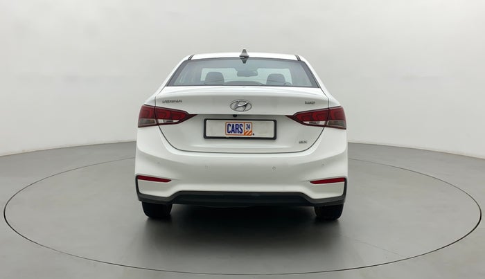 2017 Hyundai Verna 1.6 CRDI SX, Diesel, Manual, 82,405 km, Back/Rear