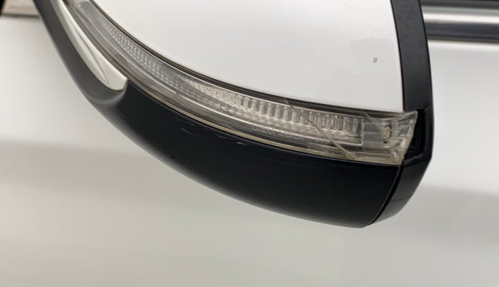 2017 Hyundai Verna 1.6 CRDI SX, Diesel, Manual, 82,405 km, Left rear-view mirror - Indicator light has minor damage