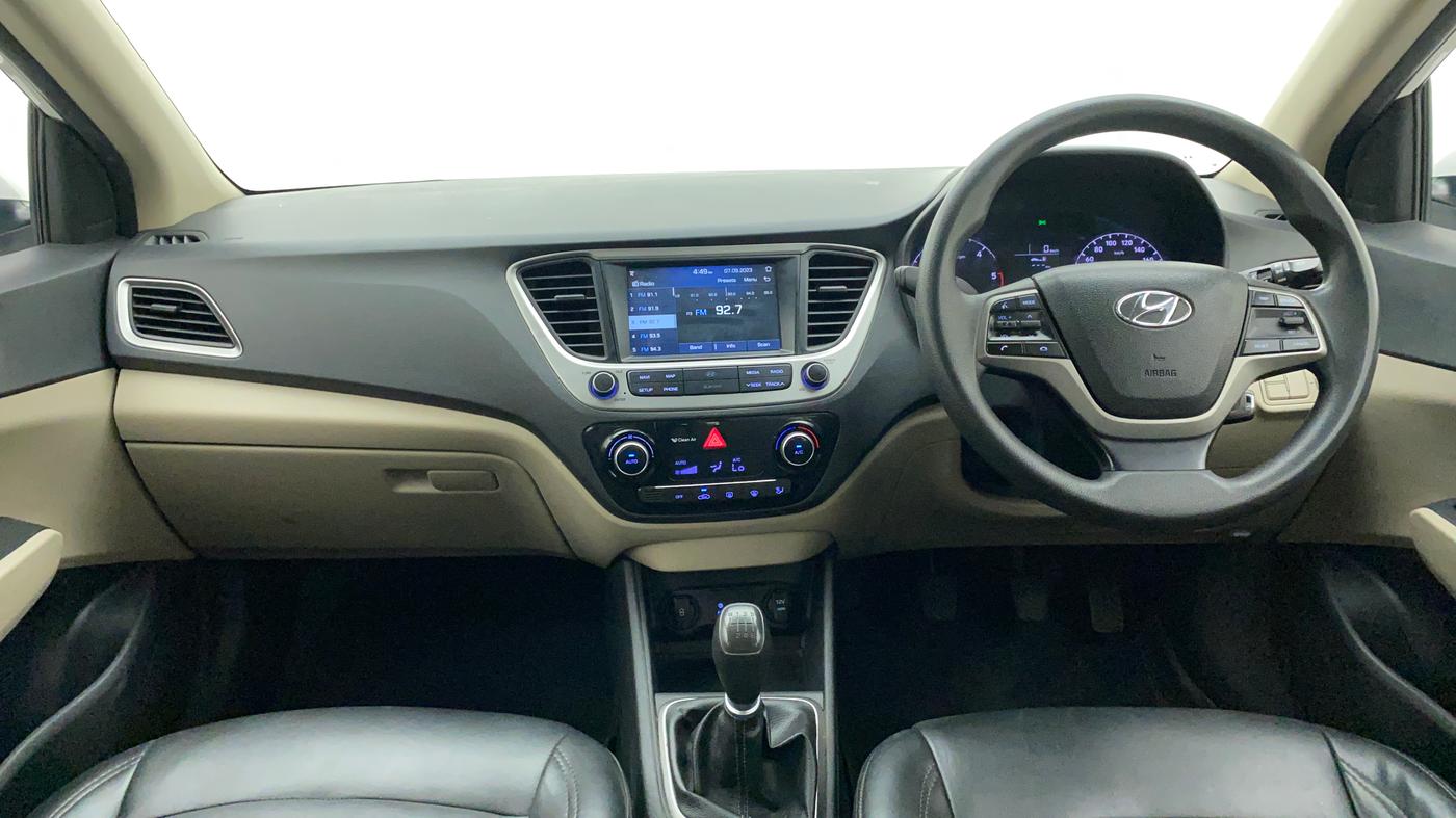 2017 Hyundai Verna 1.6 CRDI SX, Diesel, Manual, 82,405 km, Dashboard