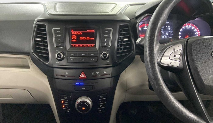 2022 Mahindra XUV300 W6 1.5 DIESEL, Diesel, Manual, 30,915 km, Air Conditioner