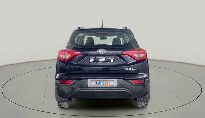 2022 Mahindra XUV300 W6 1.5 DIESEL, Diesel, Manual, 30,915 km, Back/Rear