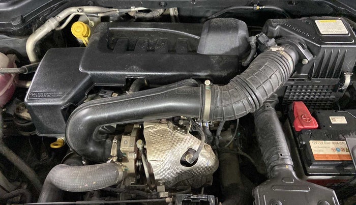 2022 Mahindra XUV300 W6 1.5 DIESEL, Diesel, Manual, 30,915 km, Open Bonet