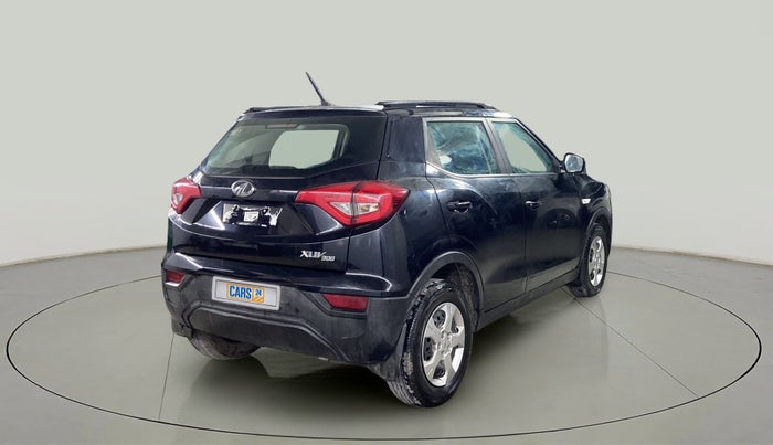2022 Mahindra XUV300 W6 1.5 DIESEL, Diesel, Manual, 30,915 km, Right Back Diagonal