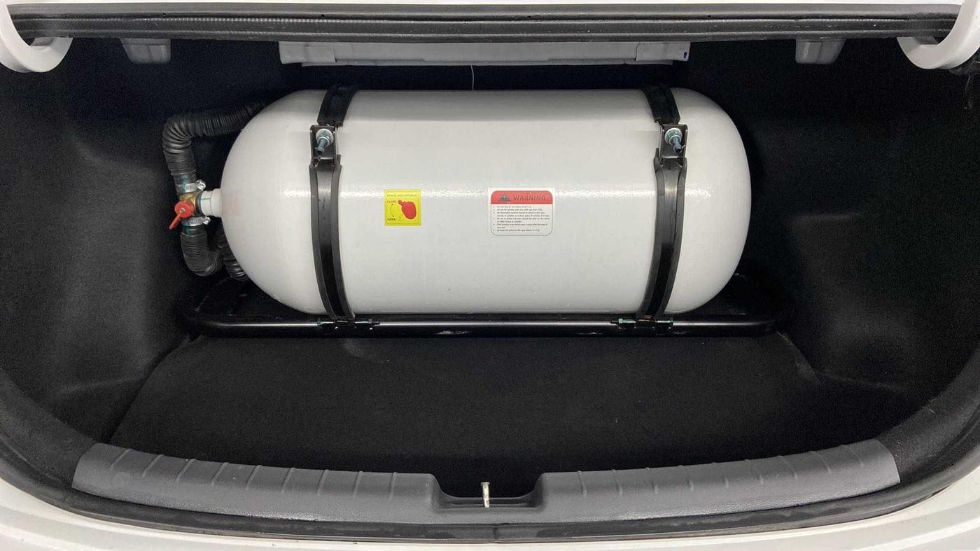 2022 Hyundai AURA S 1.2 CNG, CNG, Manual, 11,402 km, Boot Inside