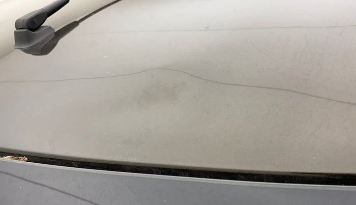 2021 Renault Kwid RXT 1.0 AMT (O), Petrol, Automatic, 2,406 km, Roof - Slightly dented