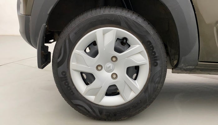 2021 Renault Kwid RXT 1.0 AMT (O), Petrol, Automatic, 2,406 km, Right Rear Wheel