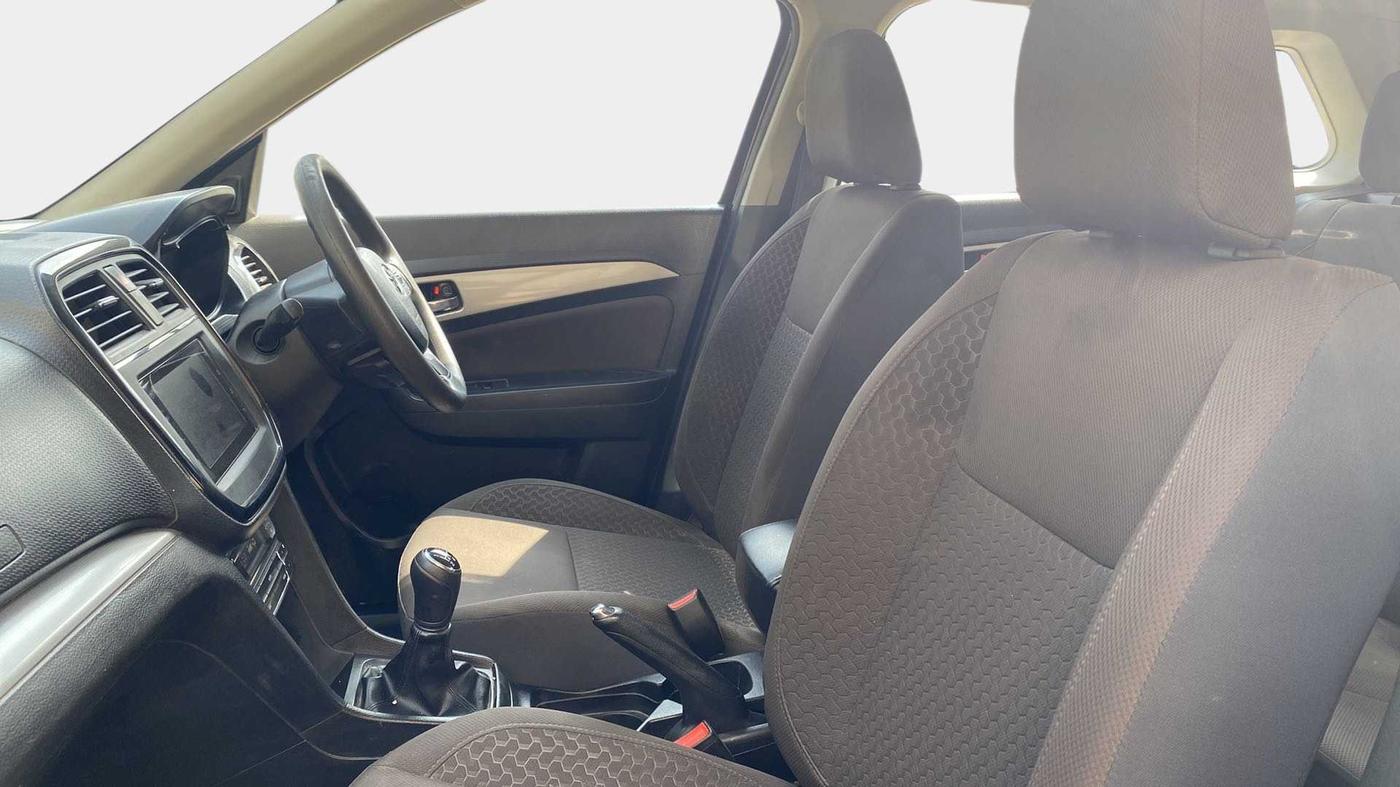 2021 Toyota URBAN CRUISER HIGH GRADE MT, Petrol, Manual, 29,251 km, Right Side Front Door Cabin