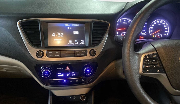 2017 Hyundai Verna 1.6 VTVT SX, Petrol, Manual, 45,719 km, Air Conditioner