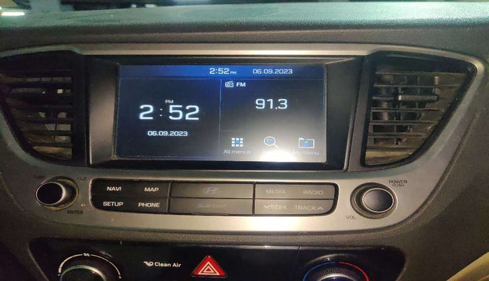 2017 Hyundai Verna 1.6 VTVT SX, Petrol, Manual, 45,719 km, Infotainment system - GPS Card not working/missing