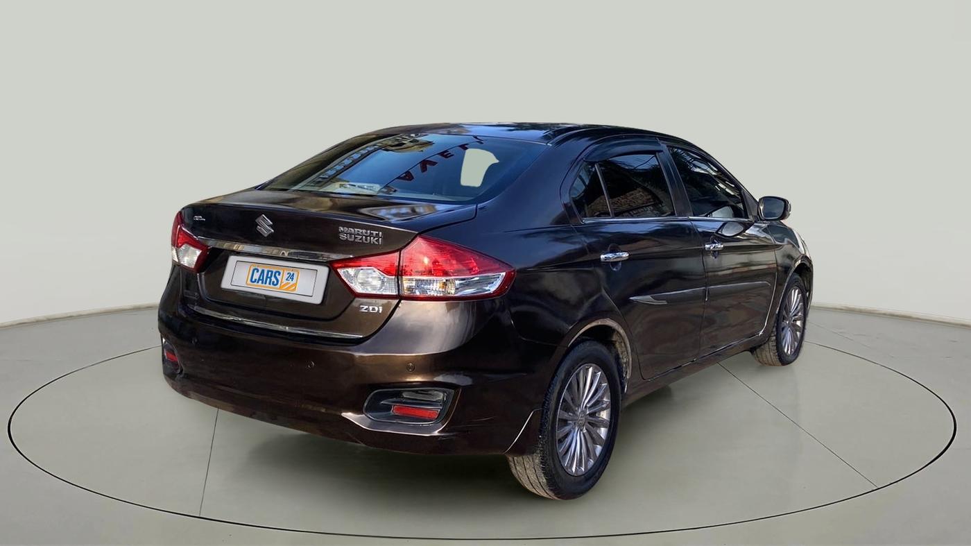 2016 Maruti Ciaz ZDI+ SHVS, Diesel, Manual, 94,725 km, Right Back Diagonal