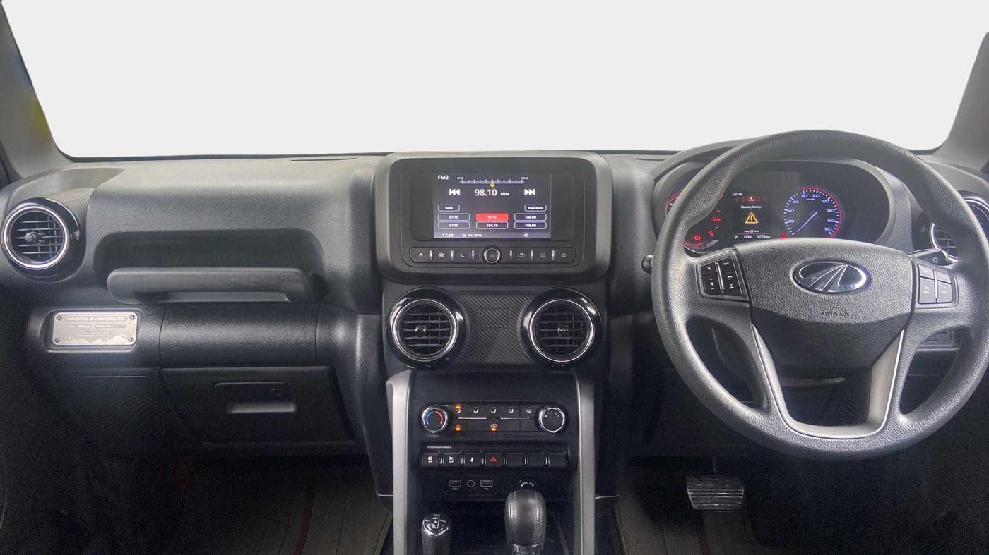 2021 Mahindra Thar LX  P 4WD AT CONVERTIBLE, Petrol, Automatic, 9,252 km, Dashboard