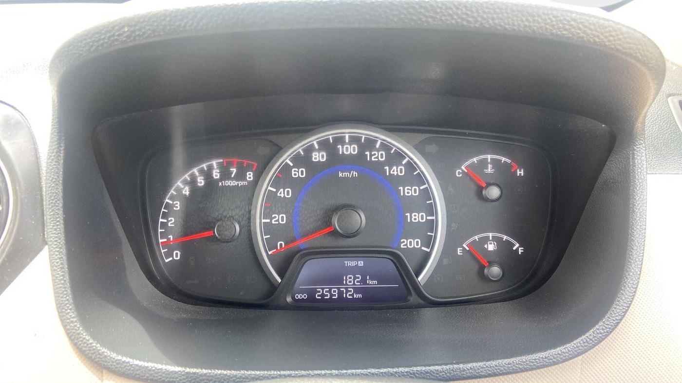 2018 Hyundai Grand i10 SPORTZ 1.2 KAPPA VTVT, Petrol, Manual, 25,971 km, Odometer Image