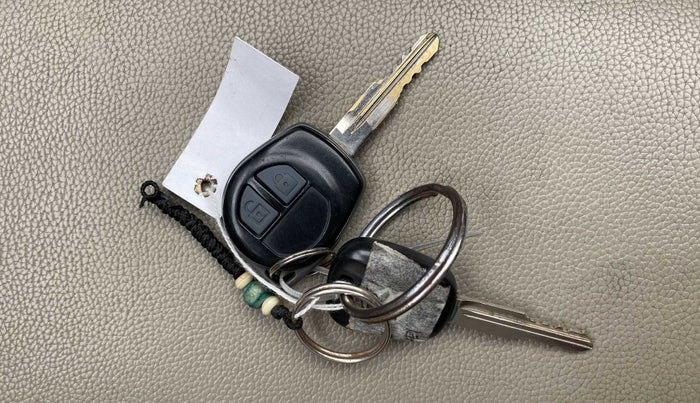 2017 Maruti Alto K10 VXI (O), Petrol, Manual, 54,044 km, Key Close Up