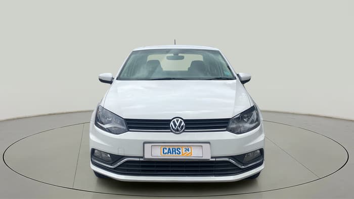 2017 Volkswagen Ameo HIGHLINE1.2L PLUS 16 ALLOY, Petrol, Manual, 1,01,291 km, Front