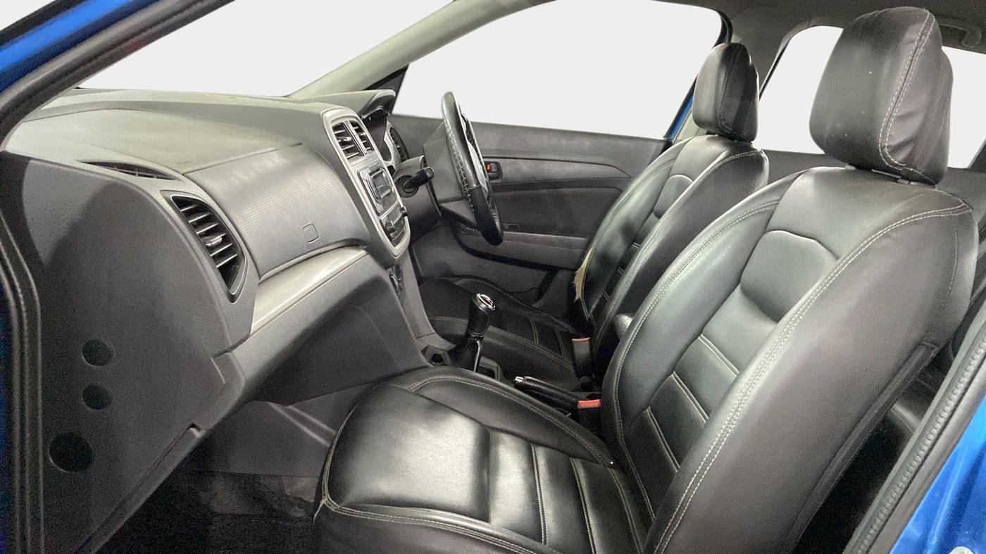 2018 Maruti Vitara Brezza VDI (O), Diesel, Manual, 89,908 km, Right Side Front Door Cabin