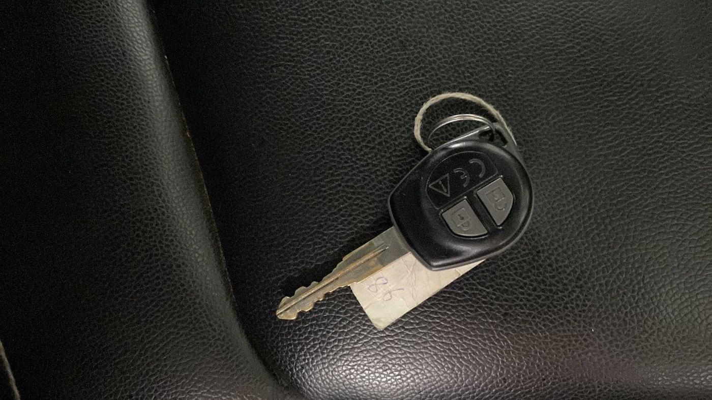 2018 Maruti Vitara Brezza VDI (O), Diesel, Manual, 89,908 km, Key Close Up