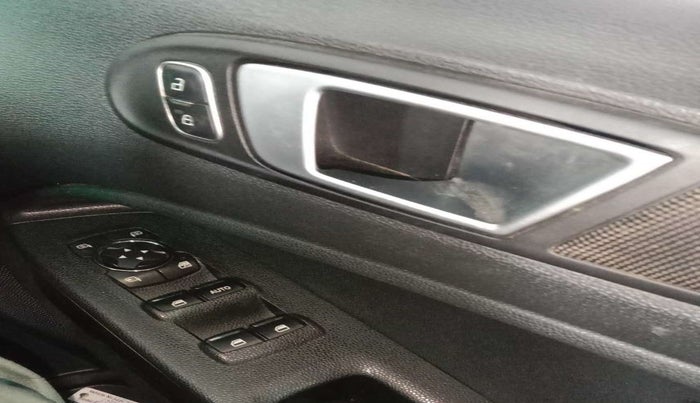 2018 Ford Ecosport TREND+ 1.5L DIESEL, Diesel, Manual, 91,173 km, Right front window switch / handle - Child Lock not working for windows
