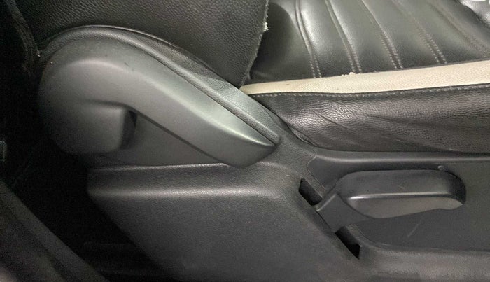 2018 Ford Ecosport TREND+ 1.5L DIESEL, Diesel, Manual, 91,173 km, Driver Side Adjustment Panel