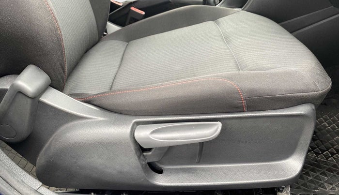 2019 Volkswagen Polo HIGHLINE PLUS 1.0, Petrol, Manual, 33,173 km, Driver Side Adjustment Panel