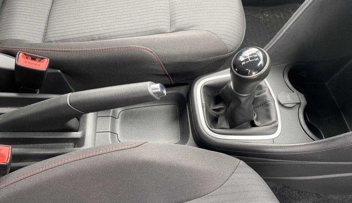 2019 Volkswagen Polo HIGHLINE PLUS 1.0, Petrol, Manual, 33,173 km, Gear Lever