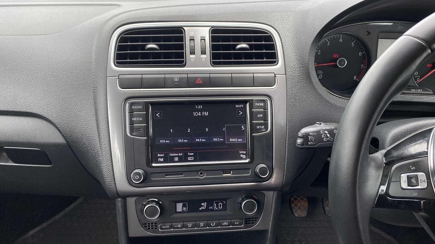 2019 Volkswagen Polo HIGHLINE PLUS 1.0, Petrol, Manual, 33,173 km, Air Conditioner