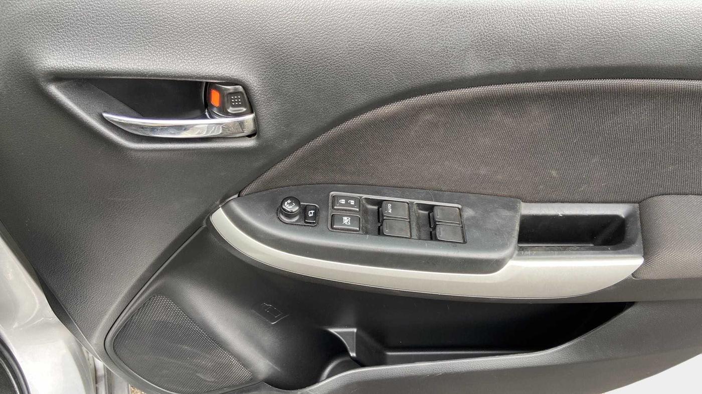 2016 Maruti Baleno ZETA PETROL 1.2, Petrol, Manual, 59,612 km, Driver Side Door Panels Control