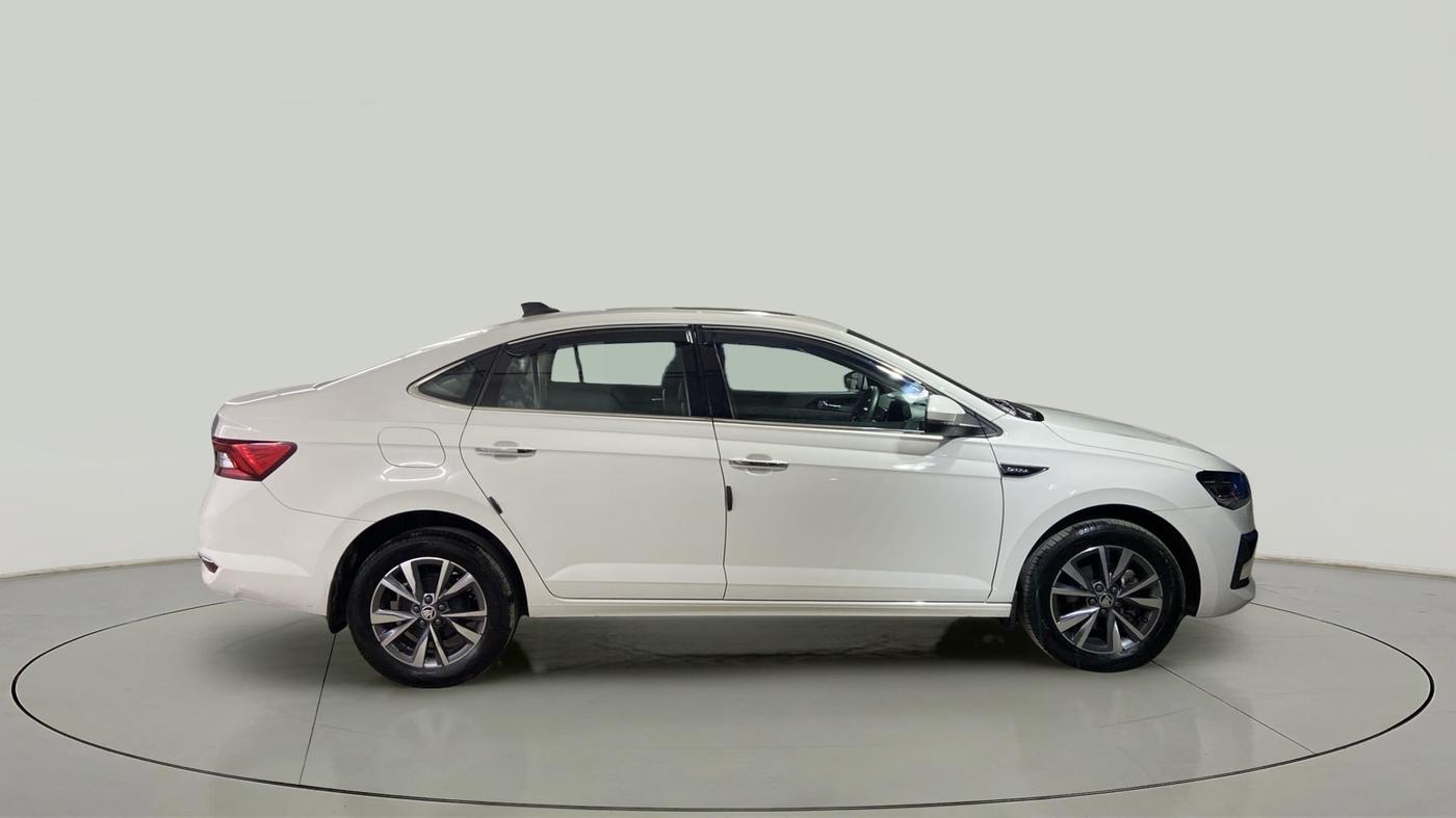2022 Skoda SLAVIA STYLE 1.0L TSI AT, Petrol, Automatic, 24,419 km, Right Side View