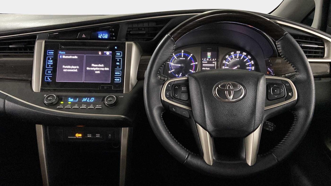 2018 Toyota Innova Crysta 2.8 ZX AT 7 STR, Diesel, Automatic, 97,564 km, Steering Wheel Close Up
