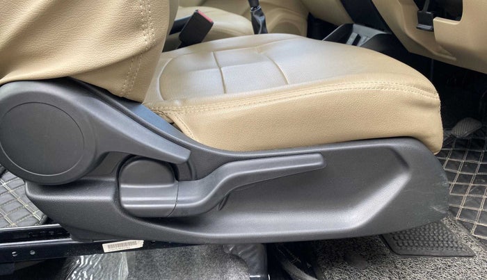 2021 Honda Amaze 1.2L I-VTEC VX, Petrol, Manual, 25,507 km, Driver Side Adjustment Panel