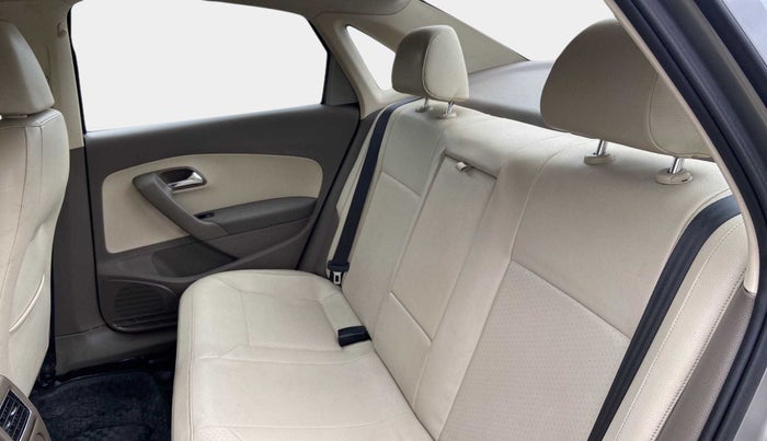 2016 Skoda Rapid STYLE 1.5 TDI AT, Diesel, Automatic, 69,169 km, Right Side Rear Door Cabin