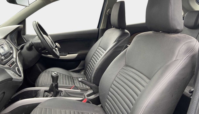 2016 Maruti Baleno DELTA PETROL 1.2, Petrol, Manual, 69,958 km, Right Side Front Door Cabin