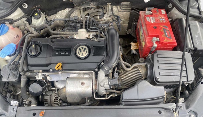 2015 Volkswagen Jetta COMFORTLINE TSI, Petrol, Manual, 38,794 km, Open Bonet