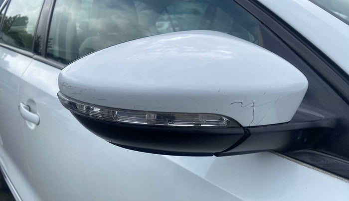 2015 Volkswagen Jetta COMFORTLINE TSI, Petrol, Manual, 38,794 km, Right rear-view mirror - Folding motor not working
