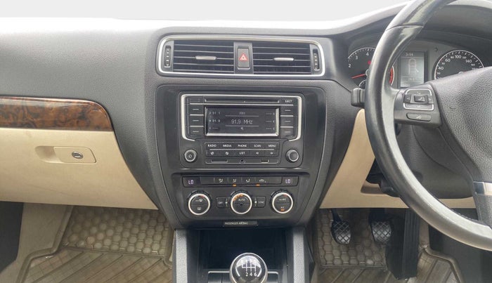 2015 Volkswagen Jetta COMFORTLINE TSI, Petrol, Manual, 38,794 km, Air Conditioner