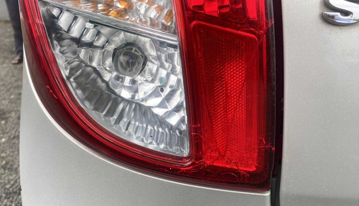 2016 Maruti Alto 800 LXI, Petrol, Manual, 37,860 km, Left tail light - Minor damage
