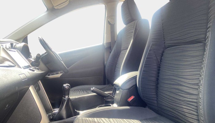2017 Toyota Innova Crysta 2.4 VX 7 STR, Diesel, Manual, 35,154 km, Right Side Front Door Cabin